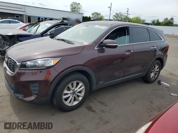 2019 Kia Sorento LX z VIN 5XYPGDA3XKG558803, wystawiony jako Copart lot #57885915 z przebiegiem 70 055 mil mil oraz Szkoda całkowita • Salvage title. Historia ofert i sprzedaży dostępna na DreamBid. Obrazek 1.