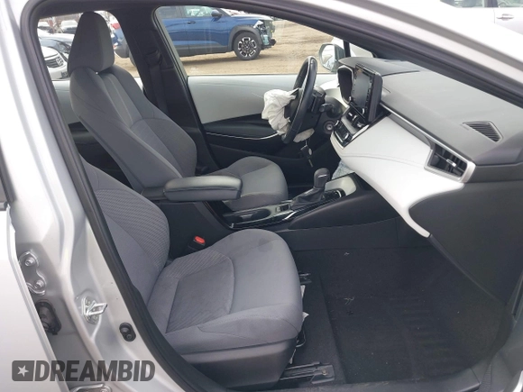 2022 Toyota Corolla SE with VIN 5YFS4MCE2NP108810, listed as a IAAI auction lot 41996376 with 45,701 mi miles and . Bid and sale history available at DreamBid. Image 5.