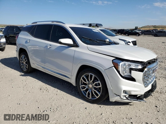 2024 GMC Terrain Denali with VIN 3GKALXEG0RL277097, listed as a Copart auction lot 58231675 with 22,604 mi miles and Clean title. Bid and sale history available at DreamBid. Image 4.