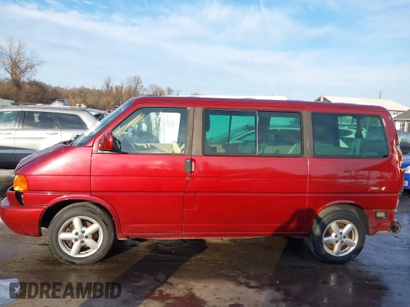 2003 Volkswagen EuroVan с VIN WV2KB47083H013778, выставлен на аукционе IAAI как лот 41537793 с пробегом 127 315 миль миль и . История ставок и продаж доступна на DreamBid. Изображение 15.