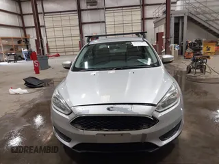 2015 Ford Focus SE with VIN 1FADP3F28FL231684, listed as a IAAI auction lot 41914284 with 100,195 mi miles. Bid and sale history available at carsss.com. Image 12.