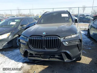 2025 BMW X7 xDrive40i with VIN 5UX23EM00S9W96704, listed as a IAAI auction lot 41325772 with 1 mi miles. Bid and sale history available at carsss.com. Image 12.