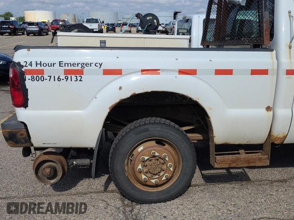 2011 Ford F-350 Platinum с VIN 1FT7W3B60BEB77928, выставлен на аукционе IAAI как лот 42626946 с пробегом 429 347 миль миль и . История ставок и продаж доступна на DreamBid. Изображение 62.