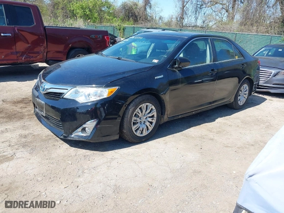 2014 Toyota Camry Hybrid LE with VIN 4T1BD1FK5EU131433, listed as a IAAI auction lot 42069399 with 51,046 mi miles. Bid and sale history available at carsss.com. Image 2.