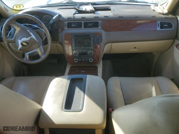 2010 Chevrolet Avalanche LTZ with VIN 3GNVKGE04AG197292, listed as a Copart auction lot 89108385 with 82,687 mi miles and Salvage Title. Bid and sale history available at carsss.com. Image 8.