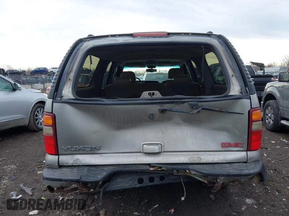 2002 GMC Yukon XL SLT with VIN 3GKFK16Z72G344251, listed as a IAAI auction lot 41644337 with 196,118 mi miles. Bid and sale history available at carsss.com. Image 6.