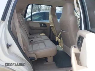 2006 Ford Expedition Eddie Bauer z VIN 1FMPU18566LA95837, wystawiony jako IAAI lot #41739584 z przebiegiem 248 823 mil mil oraz . Historia ofert i sprzedaży dostępna na DreamBid. Obrazek 8.