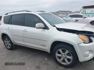 2011 Toyota RAV4 Ltd with VIN 2T3YF4DV1BW101481, listed as a IAAI auction lot 41321980 with 104,263 mi miles. Bid and sale history available at carsss.com. Image 13.