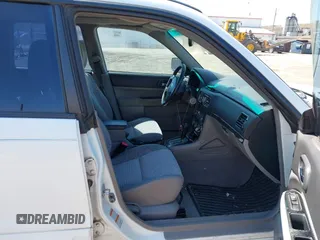 2003 Subaru Forester XS with VIN JF1SG65683H742453, listed as a IAAI auction lot 41972417 with 177,093 mi miles. Bid and sale history available at carsss.com. Image 5.