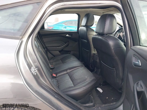 2013 Ford Focus SE with VIN 1FADP3K28DL265577, listed as a IAAI auction lot 41720607 with 80,700 mi miles. Bid and sale history available at carsss.com. Image 8.