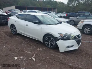 2018 Nissan Maxima SL with VIN 1N4AA6AP7JC389452, listed as a IAAI auction lot 40735392 with 120,076 mi miles. Bid and sale history available at carsss.com. Image 1.