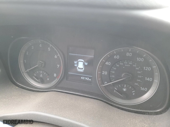 2020 Hyundai Kona SE with VIN KM8K12AAXLU501821, listed as a Copart auction lot 47830955 with 43,142 mi miles and Salvage Title. Bid and sale history available at carsss.com. Image 9.