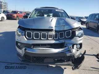 2022 Jeep Compass Latitude with VIN 3C4NJDBB7NT141571, listed as a Copart auction lot 45986455 with Not Provided miles and Salvage Title. Bid and sale history available at DreamBid. Image 5.