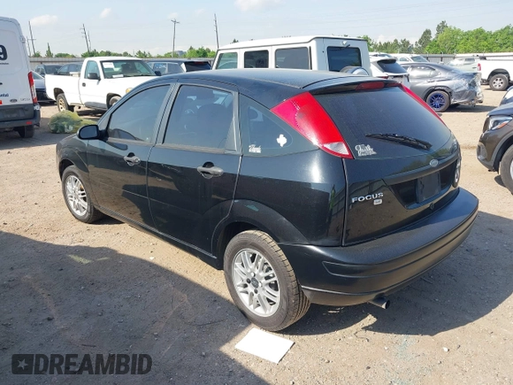 2005 Ford Focus S with VIN 3FAFP37N95R110485, listed as a IAAI auction lot 42047479 with 167,475 mi miles and . Bid and sale history available at carsss.com. Image 3.