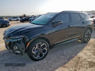 2022 Chevrolet Blazer RS z VIN 3GNKBERS0NS112129, wystawiony jako Copart lot #61626575 z przebiegiem 27 600 mil mil oraz Szkoda całkowita • Salvage title. Historia ofert i sprzedaży dostępna na DreamBid. Obrazek 1.