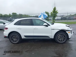 2016 Porsche Macan S with VIN WP1AB2A59GLB47204, listed as a IAAI auction lot 42512482 with 146,586 mi miles and . Bid and sale history available at DreamBid. Image 13.