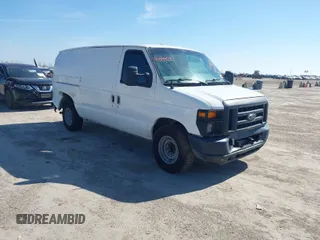 2013 Ford Econoline Cargo Commercial z VIN 1FTNE1EW4DDA61778, wystawiony jako IAAI lot #41599030 z przebiegiem 273 989 mil mil oraz . Historia ofert i sprzedaży dostępna na DreamBid. Obrazek 1.