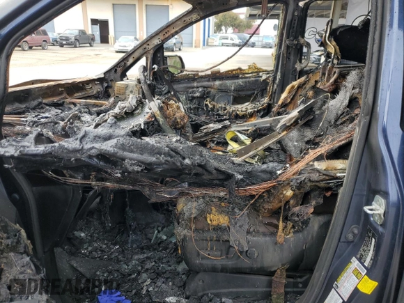 2020 Toyota Sienna XLE with VIN 5TDDZ3DCXLS249579, listed as a Copart auction lot 55288175 with Not provided miles and Non repairable. Bid and sale history available at DreamBid. Image 7.