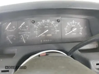 1992 Ford Bronco XL с VIN 1FMEU15N2NLB01501, выставлен на аукционе Copart как лот 50150135 с пробегом Не указан миль и Чистый • Clean title. История ставок и продаж доступна на DreamBid. Изображение 9.