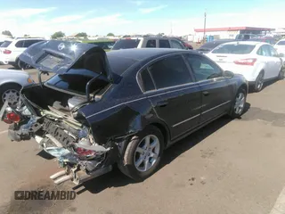 2005 Nissan Altima SL z VIN 1N4AL11D25N927018, wystawiony jako IAAI lot #34605529 z przebiegiem 123 679 mil mil oraz . Historia ofert i sprzedaży dostępna na DreamBid. Obrazek 4.