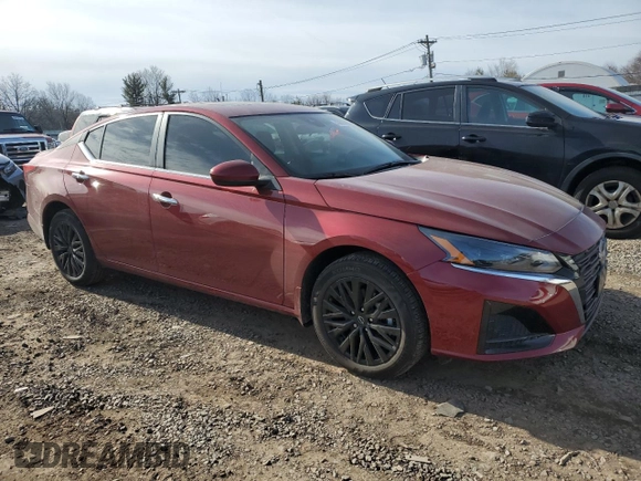 2025 Nissan Altima SV with VIN 1N4BL4DW2SN337884, listed as a Copart auction lot 43605065 with 726 mi miles and Salvage Title. Bid and sale history available at DreamBid. Image 4.