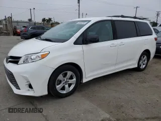 2019 Toyota Sienna LE Auto Access Seat with VIN 5TDKZ3DC2KS004815, listed as a Copart auction lot 63492255 with 131,212 mi miles and Salvage title. Bid and sale history available at DreamBid. Image 1.