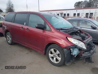 2019 Toyota Sienna L с VIN 5TDZZ3DC3KS968533, выставлен на аукционе IAAI как лот 41390469 с пробегом 74 518 миль миль и . История ставок и продаж доступна на DreamBid. Изображение 1.