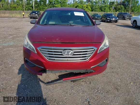 2016 Hyundai Sonata SE z VIN 5NPE24AF1GH349434, wystawiony jako IAAI lot #42555667 z przebiegiem 178 592 mil mil oraz . Historia ofert i sprzedaży dostępna na DreamBid. Obrazek 6.