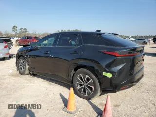 2023 Lexus RZ 450e Premium z VIN JTJAAAAB2PA007458, wystawiony jako Copart lot #47473275 z przebiegiem 6 041 mil mil oraz Szkoda całkowita • Salvage title. Historia ofert i sprzedaży dostępna na DreamBid. Obrazek 2.