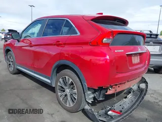 2019 Mitsubishi Eclipse Cross SE z VIN JA4AT5AA2KZ001126, wystawiony jako IAAI lot #41769653 z przebiegiem 65 699 mil mil oraz . Historia ofert i sprzedaży dostępna na DreamBid. Obrazek 3.
