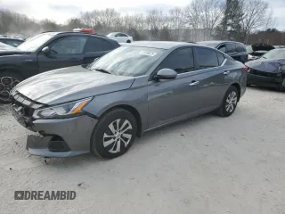 2019 Nissan Altima 2.5 S with VIN 1N4BL4BW7KN301935, listed as a Copart auction lot 41556625 with 65,725 mi miles and Salvage Title. Bid and sale history available at carsss.com. Image 1.