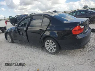 2007 BMW 3 Series 328xi with VIN WBAVC93567KX55335, listed as a Copart auction lot 60911515 with 175,798 mi miles and Salvage title. Bid and sale history available at DreamBid. Image 2.