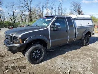 1999 Ford Super Duty F-250 XL with VIN 1FTNX21L5XEA67499, listed as a Copart auction lot 50822095 with 480,067 mi miles and Salvage Title. Bid and sale history available at carsss.com. Image 1.