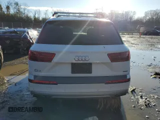 2019 Audi Q7 Premium Plus with VIN WA1LHAF75KD038765, listed as a Copart auction lot 86634074 with 82,298 mi miles and Non repairable. Bid and sale history available at DreamBid. Image 6.