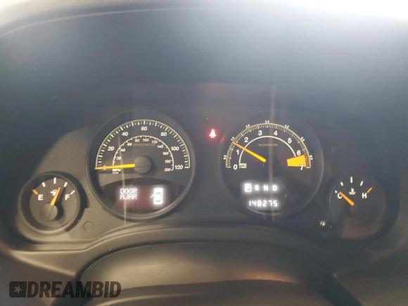 2014 Jeep Patriot Latitude z VIN 1C4NJRFB7ED630436, wystawiony jako Copart lot #58370565 z przebiegiem 148 275 mil mil oraz Nie do naprawy • Non repairable. Historia ofert i sprzedaży dostępna na DreamBid. Obrazek 9.