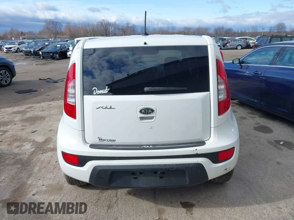 2012 Kia Soul + with VIN KNDJT2A67C7448919, listed as a IAAI auction lot 41945100 with 113,454 mi miles. Bid and sale history available at carsss.com. Image 16.