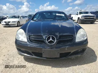 2007 Mercedes-Benz SLK-Class 3.0L with VIN WDBWK54F07F144234, listed as a Copart auction lot 73979814 with 82,167 mi miles and Salvage Title. Bid and sale history available at carsss.com. Image 5.