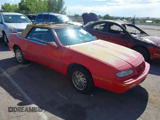 1995 Chrysler LeBaron z VIN 1C3EU4534SF517486, wystawiony jako IAAI lot #40211893 z przebiegiem 120 160 mil mil oraz . Historia ofert i sprzedaży dostępna na DreamBid. Obrazek 1.