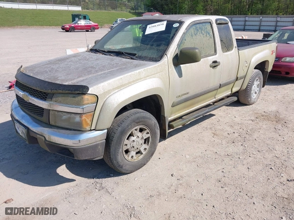 2004 Chevrolet Colorado LS Z85 with VIN 1GCDT196248122422, listed as a IAAI auction lot 42083858 with 220,648 mi miles. Bid and sale history available at carsss.com. Image 2.