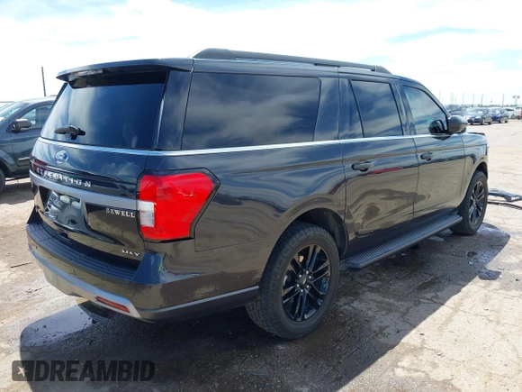 2024 Ford Expedition Max XLT with VIN 1FMJK1H87REA37010, listed as a IAAI auction lot 42169128 with 18,478 mi miles and . Bid and sale history available at DreamBid. Image 4.