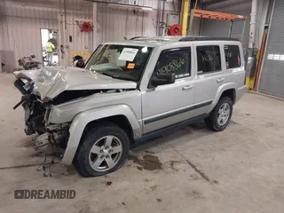 2008 Jeep Commander Sport z VIN 1J8HG48K58C218806, wystawiony jako IAAI lot #41908866 z przebiegiem 188 021 mil mil oraz . Historia ofert i sprzedaży dostępna na DreamBid. Obrazek 18.