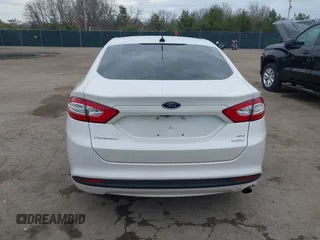 2015 Ford Fusion SE with VIN 3FA6P0HD9FR203805, listed as a IAAI auction lot 41880129 with 136,637 mi miles. Bid and sale history available at carsss.com. Image 16.
