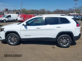 2019 Jeep Cherokee Latitude Plus with VIN 1C4PJMLXXKD107760, listed as a IAAI auction lot 42052926 with 82,649 mi miles and . Bid and sale history available at DreamBid. Image 14.