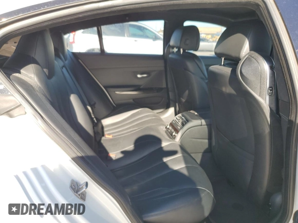 2016 BMW 6 Series 640i with VIN WBA6D0C5XGG432311, listed as a Copart auction lot 68064984 with 32,011 mi miles and Clean Title. Bid and sale history available at carsss.com. Image 10.