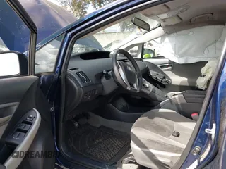 2012 Toyota Prius One with VIN JTDKN3DU2C1548699, listed as a IAAI auction lot 41920367 with 329,812 mi miles. Bid and sale history available at carsss.com. Image 19.