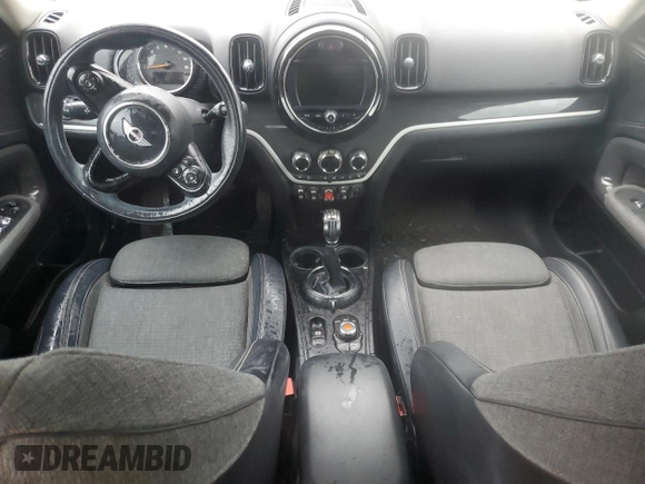2017 MINI Countryman Cooper S z VIN WMZYT3C38H3D98136, wystawiony jako Copart lot #73299934 z przebiegiem Nie podano mil oraz Szkoda całkowita • Salvage title. Historia ofert i sprzedaży dostępna na DreamBid. Obrazek 8.