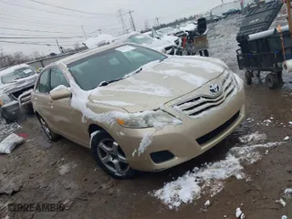 2010 Toyota Camry with VIN 4T4BF3EK8AR081084, listed as a IAAI auction lot 41565325 with 191,750 mi miles. Bid and sale history available at carsss.com. Image 1.