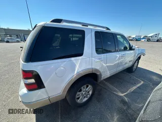 2006 Ford Explorer Eddie Bauer z VIN 1FMEU74816UB14248, wystawiony jako Copart lot #62417375 z przebiegiem 243 029 mil mil oraz Szkoda całkowita • Salvage title. Historia ofert i sprzedaży dostępna na DreamBid. Obrazek 3.