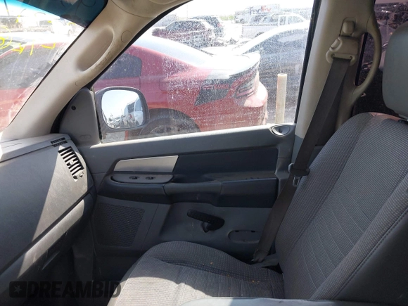 2008 Dodge 1500 SLT z VIN 1D7HU18N08S510920, wystawiony jako IAAI lot #42026116 z przebiegiem 243 377 mil mil oraz . Historia ofert i sprzedaży dostępna na DreamBid. Obrazek 5.