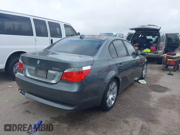 2007 BMW 5 Series 530i with VIN WBANE73557CM49980, listed as a IAAI auction lot 41518849 with 106,231 mi miles. Bid and sale history available at carsss.com. Image 4.
